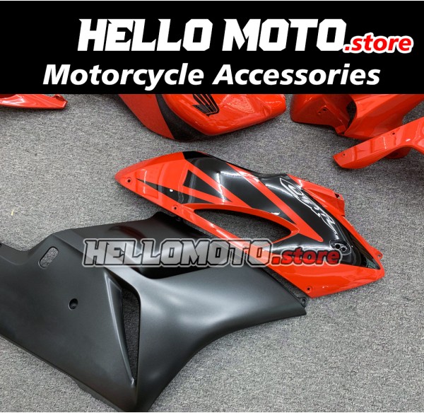 Honda CBR 1000RR 2004-2005 Fairing P/N 1F20 Honda CBR 1000RR 2004-2005 Fairing P/N 1F20