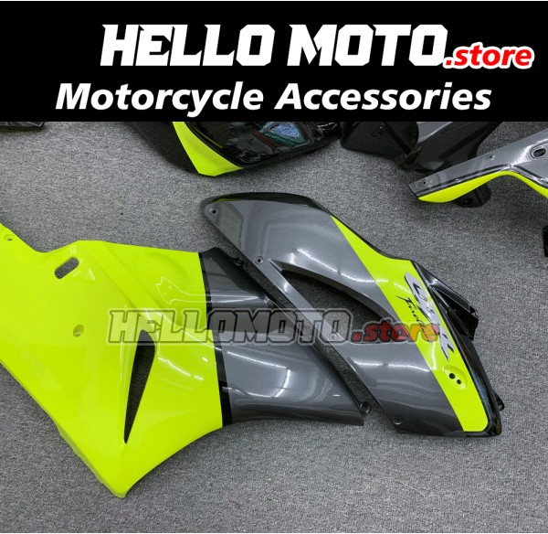 Honda CBR 1000RR 2004-2005 Fairing P/N 1F28 Honda CBR 1000RR 2004-2005 Fairing P/N 1F28