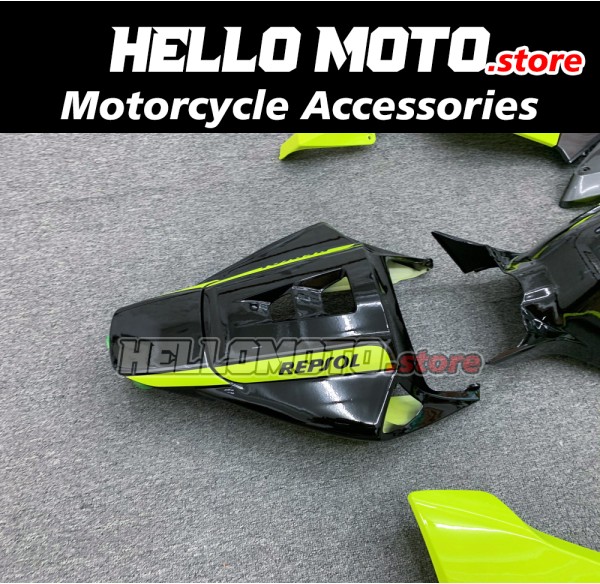 Honda CBR 1000RR 2004-2005 Fairing P/N 1F28 Honda CBR 1000RR 2004-2005 Fairing P/N 1F28