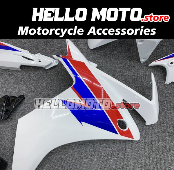 Honda CBR 500R PC44 2013-2015 Fairing P/N 1L6 Honda CBR 500R PC44 2013-2015 Fairing P/N 1L6
