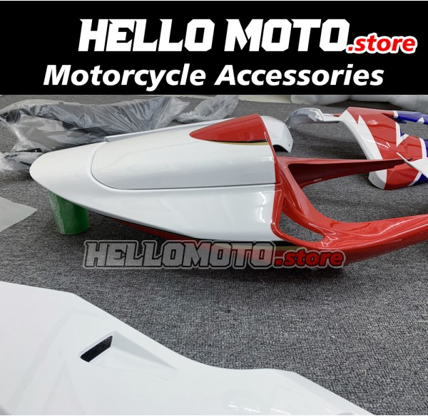 Honda CBR 600RR 2005-2006 Fairing P/N 1B28 Honda CBR 600RR 2005-2006 Fairing P/N 1B28