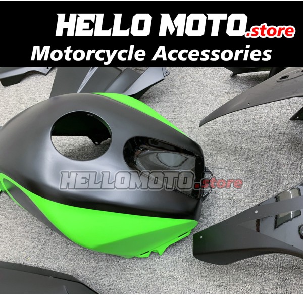 Honda CBR 600RR 2005-2006 Fairing P/N 1B44 Honda CBR 600RR 2005-2006 Fairing P/N 1B44