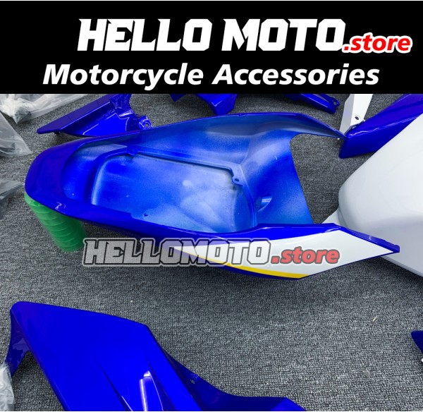 Honda CBR 600RR 2007-2008 Fairing P/N 1C24 Honda CBR 600RR 2007-2008 Fairing P/N 1C24