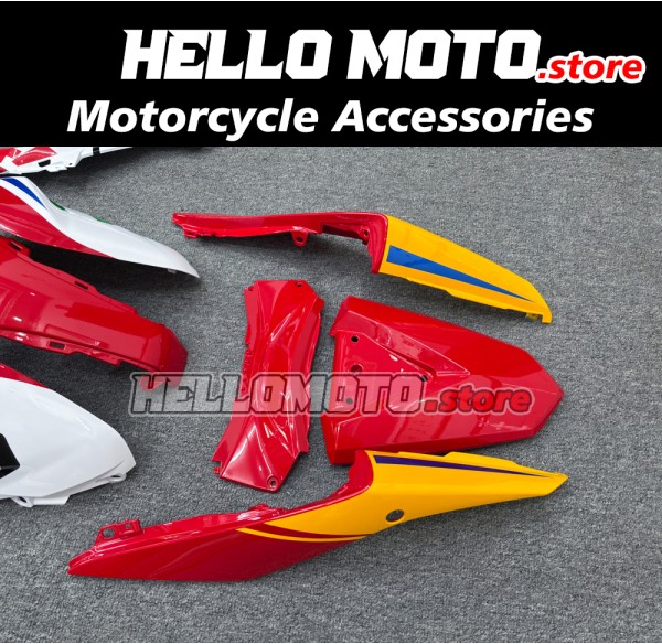 Yamaha YZF-R3/R25 2015-2018 Fairing P/N 3Y17