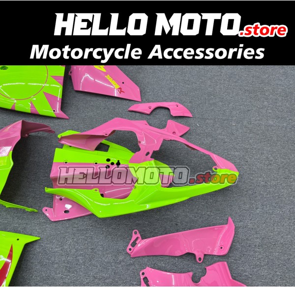 Yamaha YZF-R1 2009-2011 Fairing P/N 3F20 Yamaha YZF-R1 2009-2011 Fairing P/N 3F20