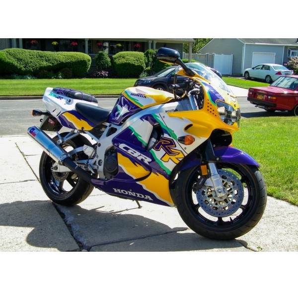 Honda CBR 919 RR 1996-1997 Fairing P/N 1AD2 Honda CBR 919 RR 1996-1997 Fairing P/N 1AD2