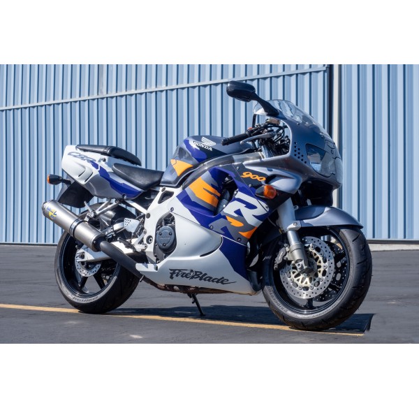 Honda CBR 919RR 1996-1997 Fairing P/N 1AD3