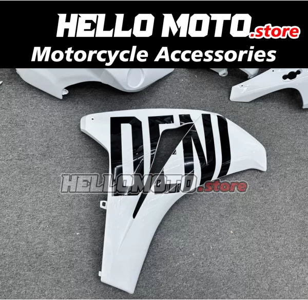 Honda CBR 1000RR 2008-2011 Fairing P/N 1H52 Honda CBR 1000RR 2008-2011 Fairing P/N 1H52