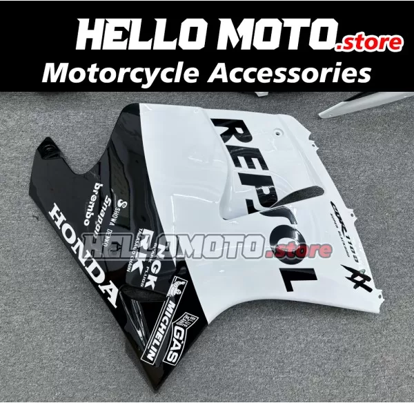 Honda CBR 1100XX SuperBlackBird 1997-2007 Fairing P/N 1AH3 Honda CBR 1100XX SuperBlackBird 1997-2007 Fairing P/N 1AH3