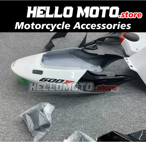 Honda CBR 600 F4 1999-2000 Fairing P/N 1Y5 Honda CBR 600 F4 1999-2000 Fairing P/N 1Y5