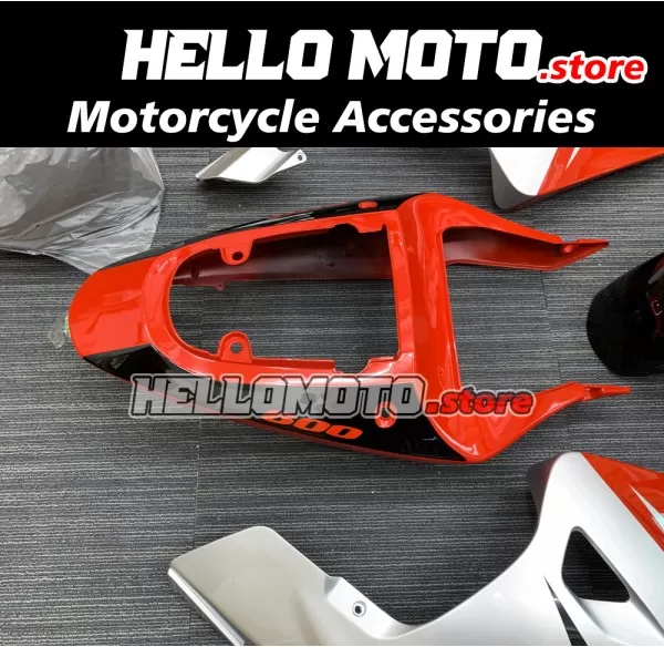 Suzuki GSX-R 600 2001-2003 / GSX-R 750 2000-2003 Fairing P/N 2B5