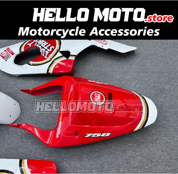 Suzuki GSX-R 600 2001-2003 / GSX-R 750 2000-2003 Fairing P/N 2B14 Suzuki GSX-R 600 2001-2003 / GSX-R 750 2000-2003 Fairing P/N 2B14