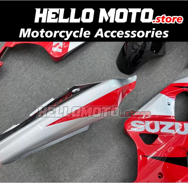 Suzuki GSX-R 600 2001-2003 / GSX-R 750 2000-2003 Fairing P/N 2B23 Suzuki GSX-R 600 2001-2003 / GSX-R 750 2000-2003 Fairing P/N 2B23