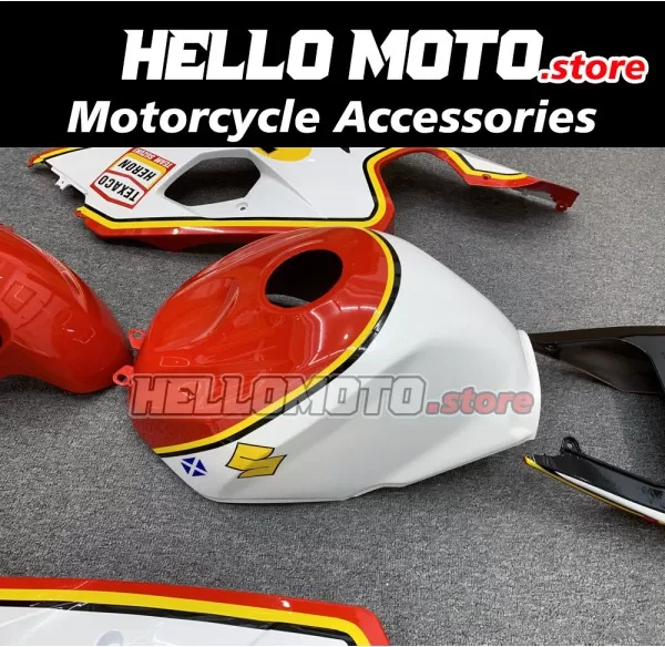 Suzuki GSX-R 600/750 2004-2005 Fairing P/N 2C19