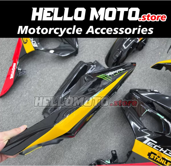 Yamaha YZF-R6 2003-2005 / R6S 2006-2009 Fairing P/N 3K45 Yamaha YZF-R6 2003-2005 / R6S 2006-2009 Fairing P/N 3K45