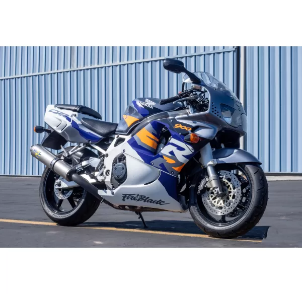 Honda CBR 919 RR 1996-1997 Fairing P/N 1AD3 Honda CBR 919 RR 1996-1997 Fairing P/N 1AD3