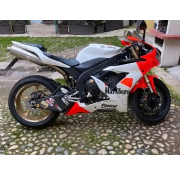 Yamaha YZF-R1 2004-2006 Fairing P/N 3D29 Yamaha YZF-R1 2004-2006 Fairing P/N 3D29